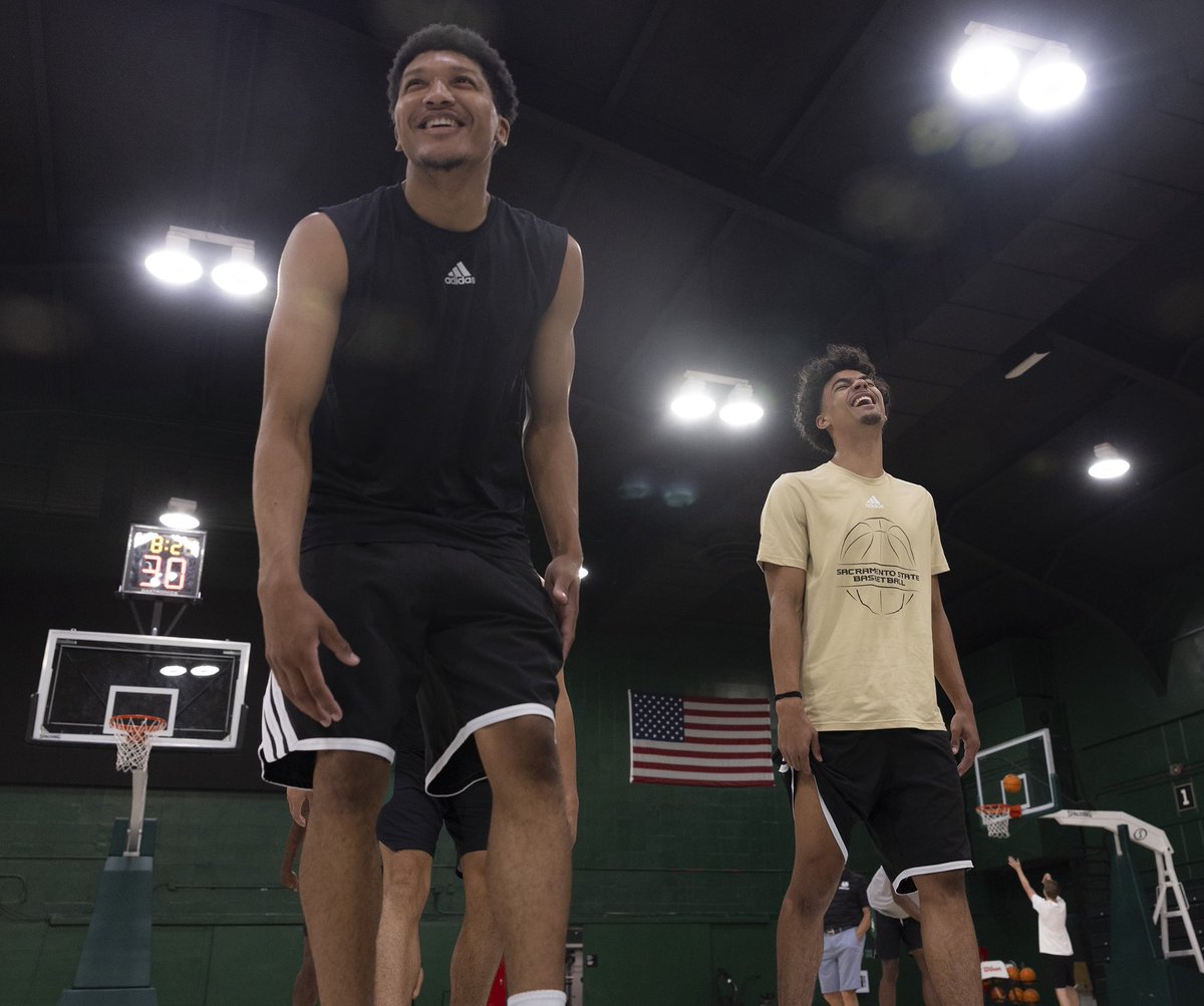 SacHornetsMBB's tweet image. Joint practice! @SacHornetsMBB 🤝@SacStateWBB 

#StingersUp