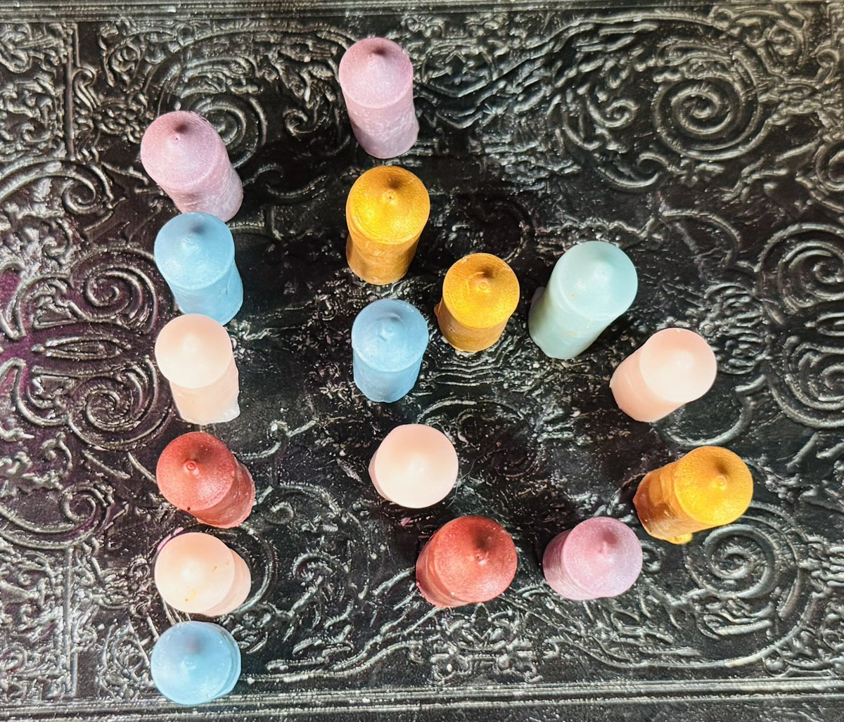 gothwickcandles's tweet image. New @falloutboy inspired wax melts and candles are now available on our shop!
@fobtours @FOBDaily #fobtwt
Can you guess the songs/album for these?
gothwickcandlesllc.etsy.com