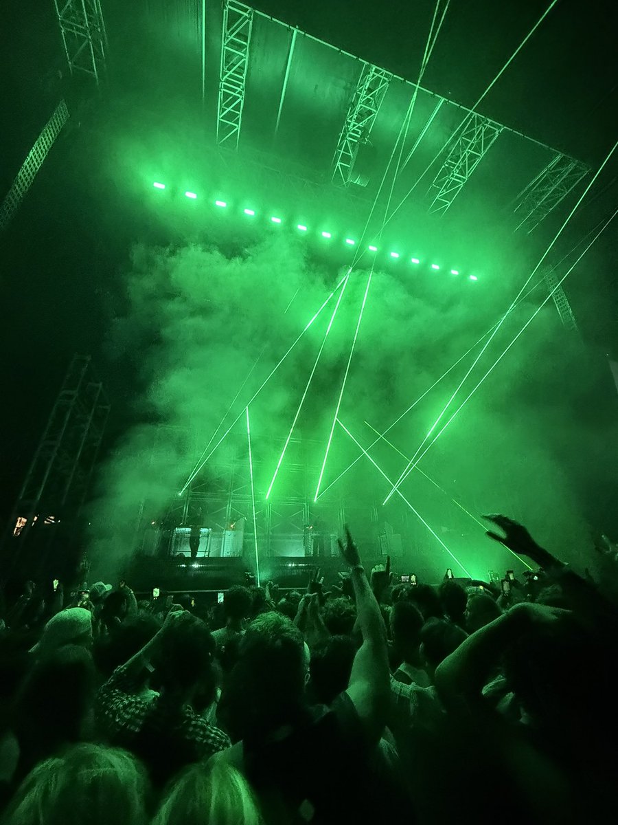 onlineguy24's tweet image. RÜFÜS was electric. SI stadium logistics were brutal but I had a blast regardless.