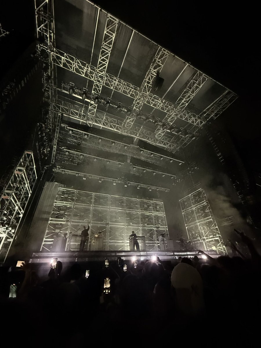 onlineguy24's tweet image. RÜFÜS was electric. SI stadium logistics were brutal but I had a blast regardless.