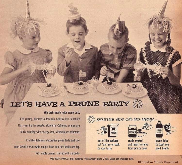 DesolateApostle's tweet image. Well, I mean, there's nothing more festive than prunes, is there? Who's with me? 🥳