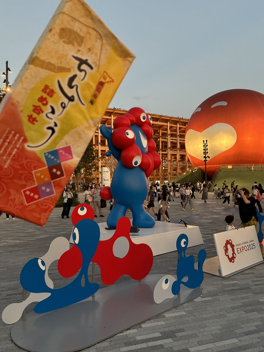 teamtopspin1's tweet image. ミャクミャクと
ちんすこう
関西万博の関係者の
方々
コラボお願いします！
