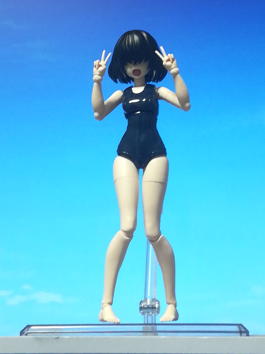 TERAsan25's tweet image. スク水を着た目隠れモブ子。
水泳部に入ったはずが、そこはジオン水泳部だった。
#オンリーワンなうちのこ見てください
#30MS