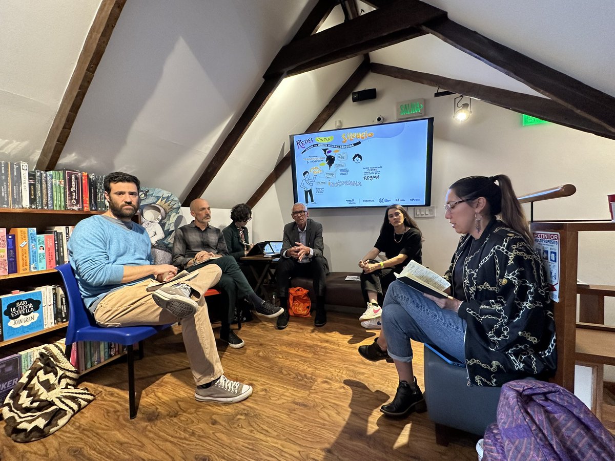 Iniciamos la charla ‘Redes contra el silencio: cuando la unión desafía la censura’, una mirada al poder de las alianzas para proteger la libertad de expresión en Latinoamérica. 🤝

Durante tres años, este programa ha creado espacios de colaboración y reflexión. Aquí, algunas