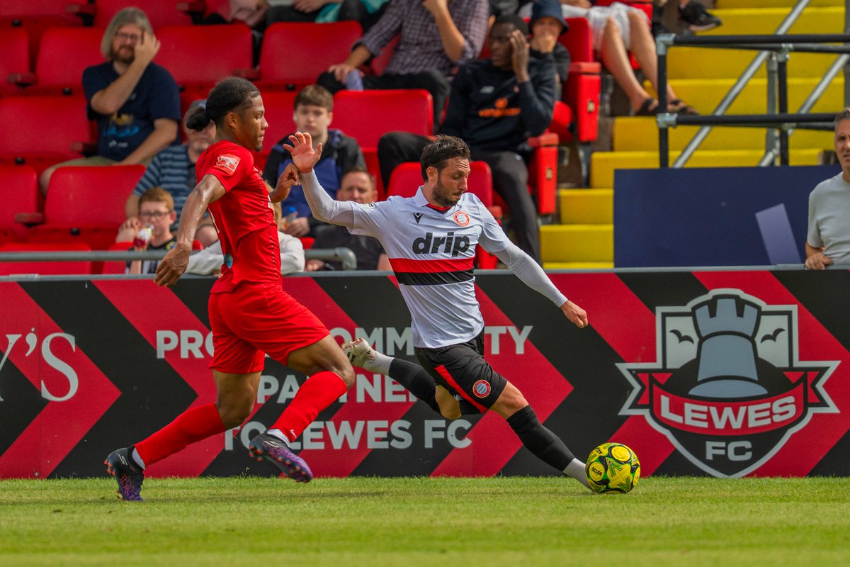 WorthingFC's tweet image. FT: @lewesfcmen 2-2 #WorthingFC
A strong response from the Rebels sees the scores end level, as goals from Glen Rea and Jack Spong cancel out the hosts' lead. 馃憡