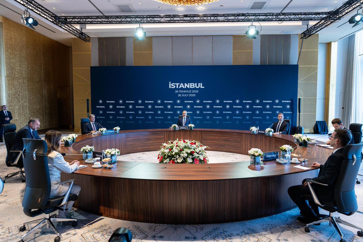 TC_Disisleri's tweet image. Bakanımız @HakanFidan İstanbul&apos;da Balkan Barış Platformu Dışişleri Bakanları Toplantısı&apos;na evsahipliği yaptı.