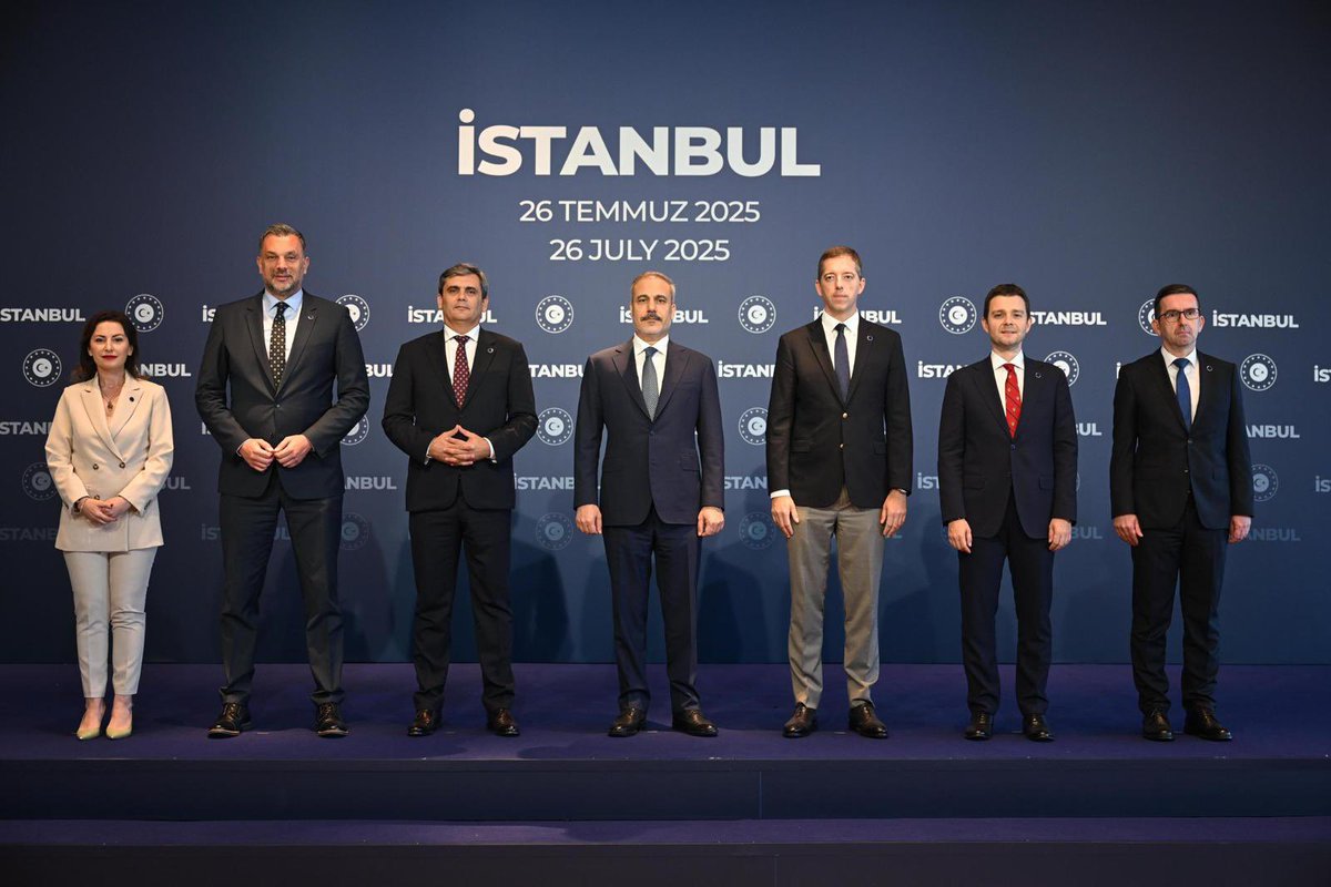 TC_Disisleri's tweet image. Bakanımız @HakanFidan İstanbul&apos;da Balkan Barış Platformu Dışişleri Bakanları Toplantısı&apos;na evsahipliği yaptı.