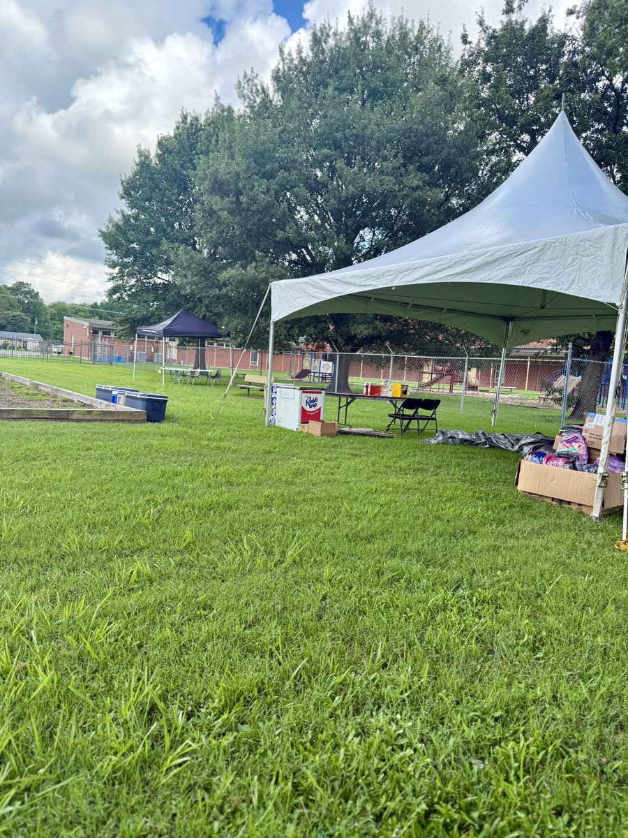 Heather Strohmeyer (@hstrohmeyer0903) on Twitter photo Cape Girardeau AT&T store is in Charleston Missouri today at the community backpack event! Letβs go!! <a href="/KattiaS_Ramirez/">Kattia S. Ramirez</a> <a href="/ErickJBush/">Erick Bush</a> <a href="/AlyssaMoore_12/">Alyssa Moore</a> <a href="/KAMOkonnects/">πΎπ΄ππ</a> Cape Girardeau AT&T store is in Charleston Missouri today at the community backpack event! Letβs go!! <a href="/KattiaS_Ramirez/">Kattia S. Ramirez</a> <a href="/ErickJBush/">Erick Bush</a> <a href="/AlyssaMoore_12/">Alyssa Moore</a> <a href="/KAMOkonnects/">πΎπ΄ππ</a>
