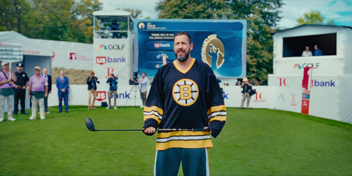 netflixth's tweet image. 🎬⛳️ ‘Happy Gilmore 2’ พร้อมหวดวงสวิงแล้วที่ Netflix
ใครที่คิดถึง แฮปปี้ กิลมอร์ นักกอล์ฟหัวร้อนจากปี 1996 วันนี้เค้ากลับมาแล้วครับ หลุมแรกหลังการคัมแบคจะยังเลือดร้อนอยู่มั้ย มาคอเมดี้ฟีลกู๊ดไปกับ อดัม แซนด์เลอร์ กันได้เลยครับ
#HappyGilmore2 #NetflixTH