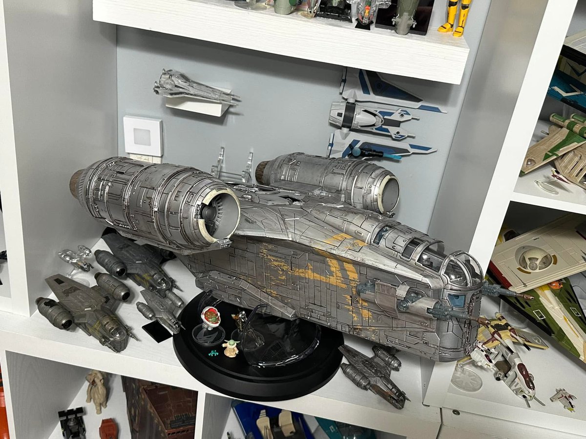 SpaceshipAddict's tweet image. Literally not sure what to do if the Haslab crowdfund hopefully achieves its goal for the Republic Gunship. It’s a little bigger, which is cool and all. But it means it probably will not fit in the same space as the other 7 I have. And I like having all the same ships together.…