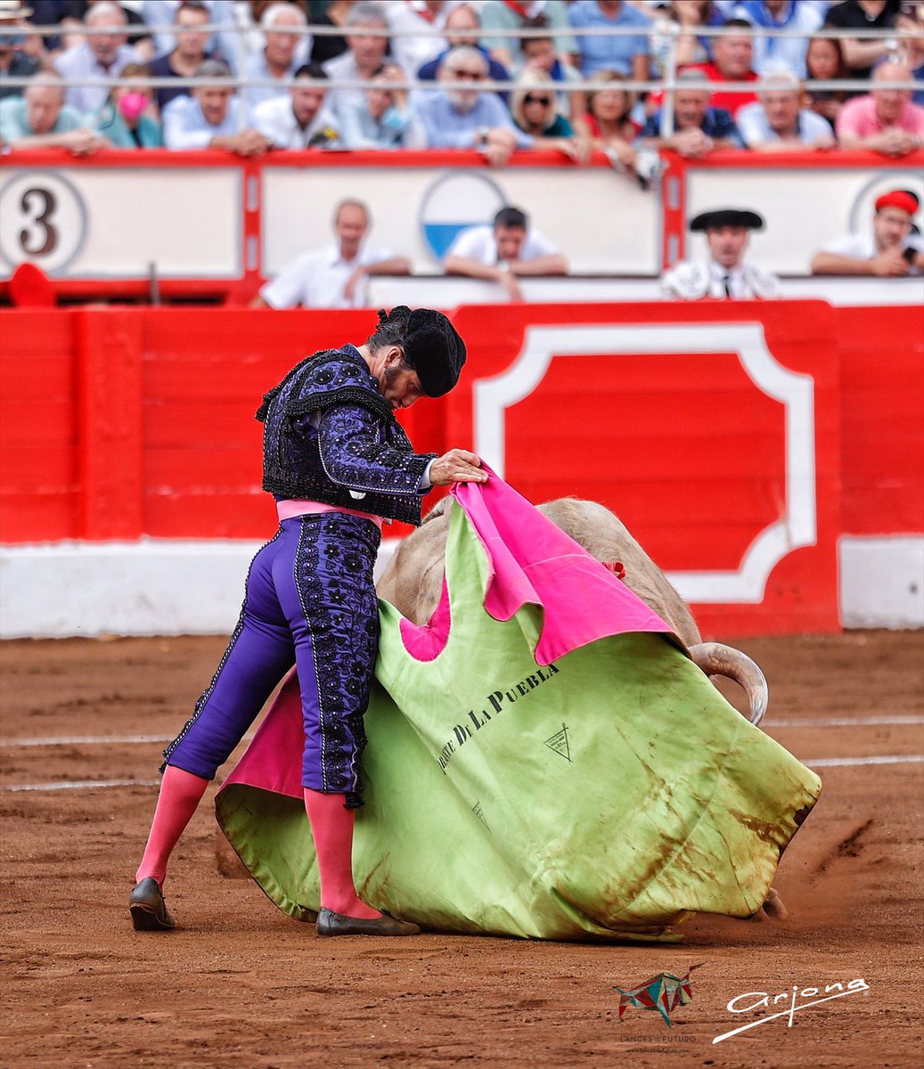 Alamares_largos's tweet image. Genialidades.