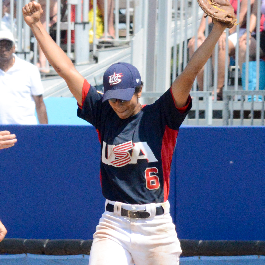 USABaseball's tweet image. On this day in 2015, the Women’s National Team captured its fourth gold medal in program history, defeating Canada 11-3 at the Toronto 2015 Pan Am Games! 🏅🇺🇸

#OnthisDay x @bigleaguechew x @USABaseballWNT