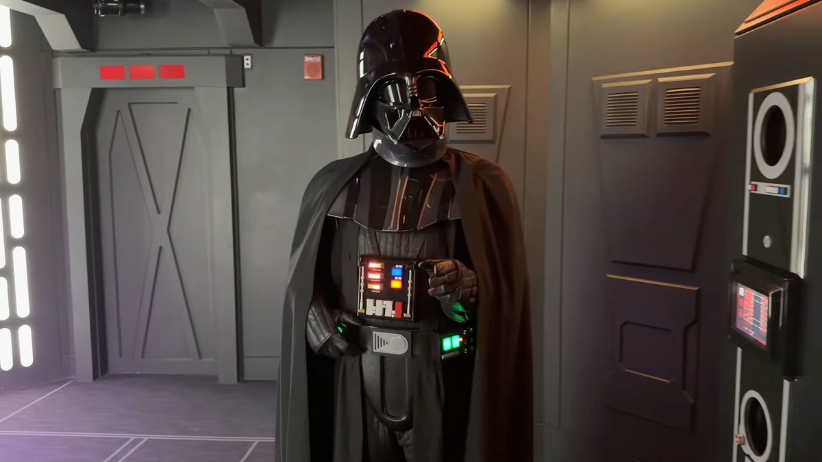 Attractions's tweet image. Meet Darth Vader and BB-8 while you can! Star Wars Launch Bay will close effective Sept. 25 at Disney's Hollywood Studios.
(Chewbacca meets in Launch Bay too, but you can see him in Galaxy's Edge.)
Details: buff.ly/TcKZ9Ob