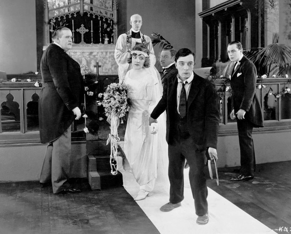 BusterKeatonSoc's tweet image. Saturday Captions - Caption this moment between Buster Keaton, Margaret Leahy, Joe Roberts and Wallace Beery from “Three Ages,” 1923.
#oldhollywood #damfino #busterkeaton #silentfilm