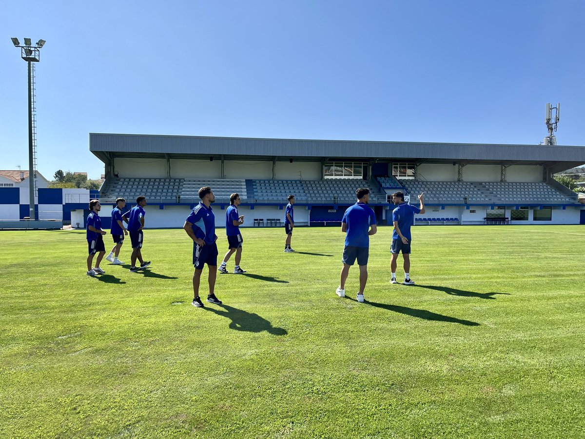 SDP_1922's tweet image. ¡Ya en Portonovo para jugar desde las 19:30 horas ante el @CD_Arenteiro el tercer amistoso de la pretemporada de la Deportiva!
#Adelanteyarriba
#SomosDeportiva