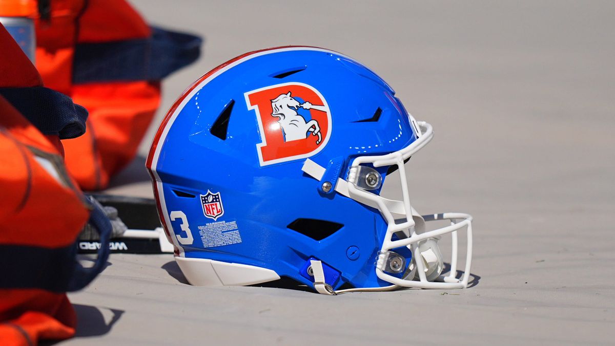TheBroncosWire's tweet image. Jordan Miller spent the 2024 season on the Denver Broncos practice squad. broncoswire.usatoday.com/story/sports/n…