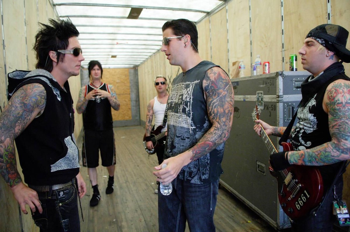STCONightmares's tweet image. A7X at the Home Depot Center (now known as the Dignity Health Sports Park) in Carson, California on the last date of Warped Tour 2007 - 25th August 2007
📷: Jared Everett