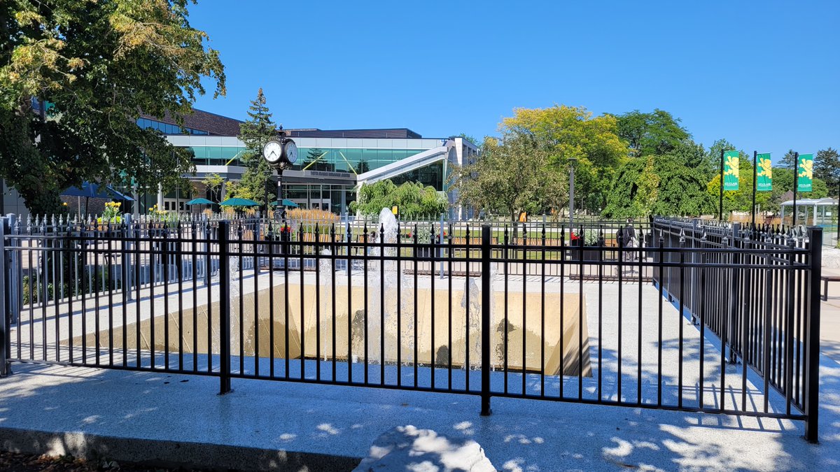 StClairCollege's tweet image. Take a look at the stunning architecture and serene spaces of St. Clair College’s Main Windsor Campus! 🏫
✨ Stay tuned—we’ll be showcasing our Downtown and Chatham Campuses next!

#StClairCollege #WindsorCampus #CampusArchitecture #OntarioColleges #ExploreWindsor #CampusVibes