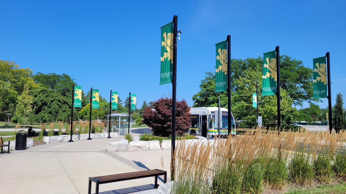 StClairCollege's tweet image. Take a look at the stunning architecture and serene spaces of St. Clair College’s Main Windsor Campus! 🏫
✨ Stay tuned—we’ll be showcasing our Downtown and Chatham Campuses next!

#StClairCollege #WindsorCampus #CampusArchitecture #OntarioColleges #ExploreWindsor #CampusVibes