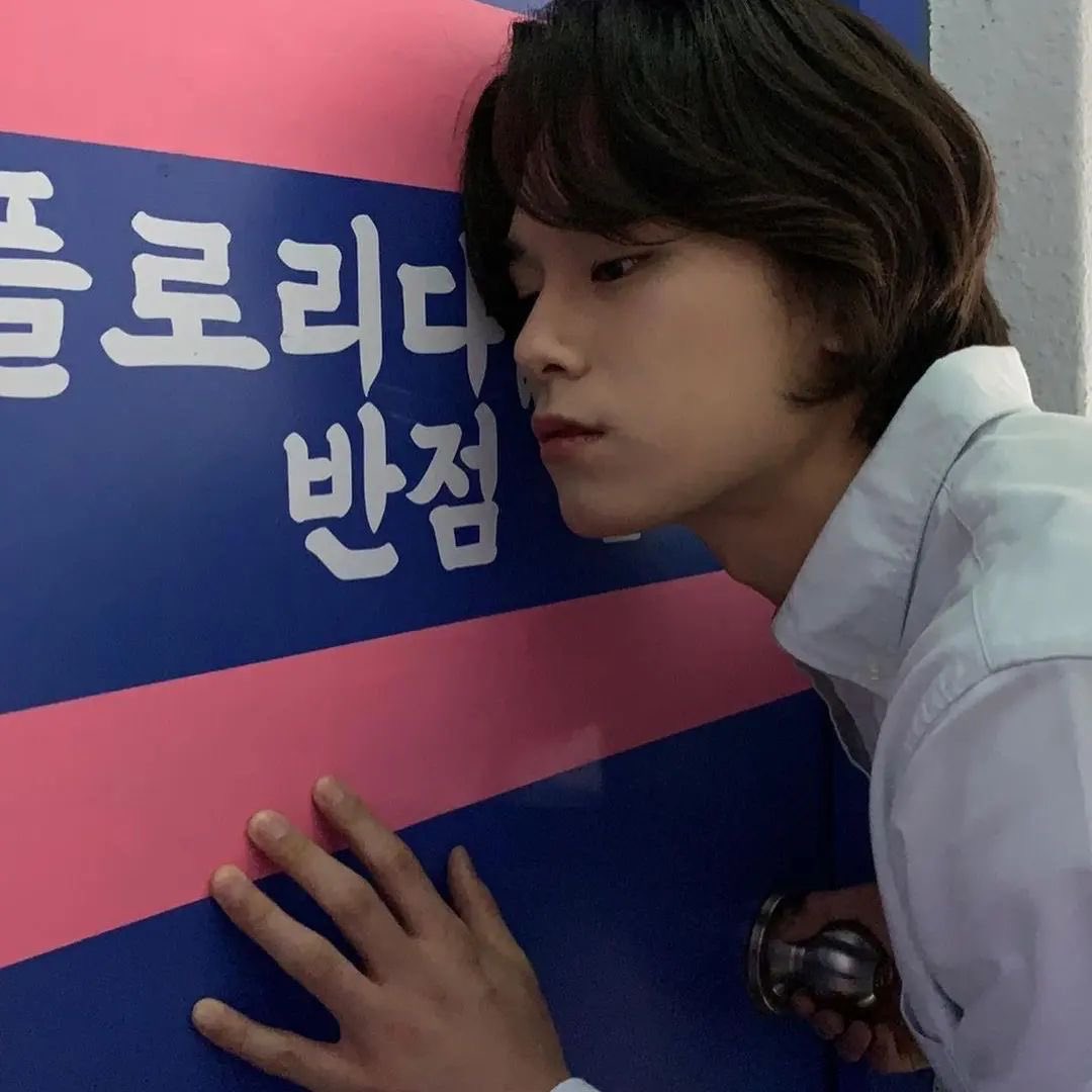 woominprotector's tweet image. 장발이케멘...♡//