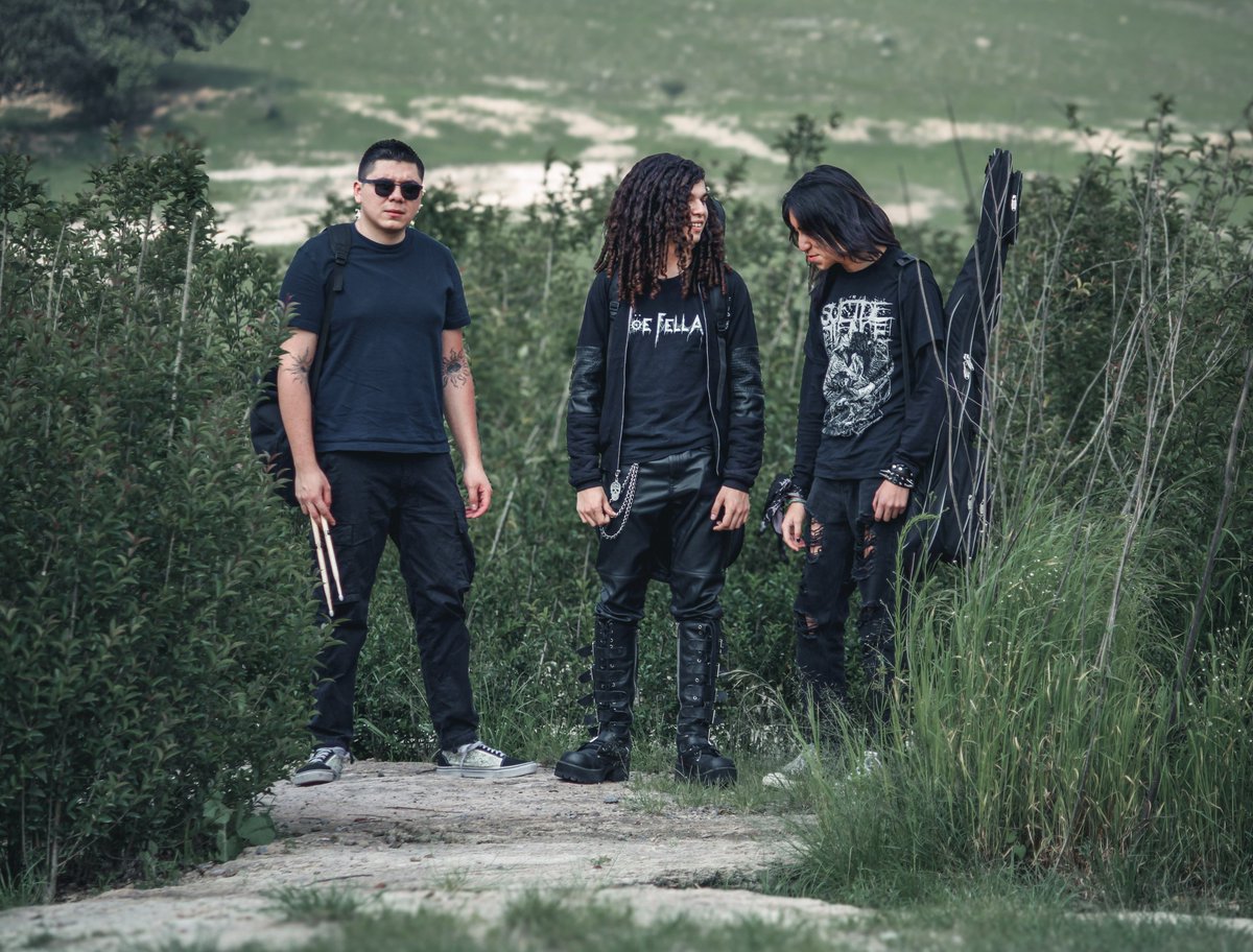 Hell & Rock tweet media