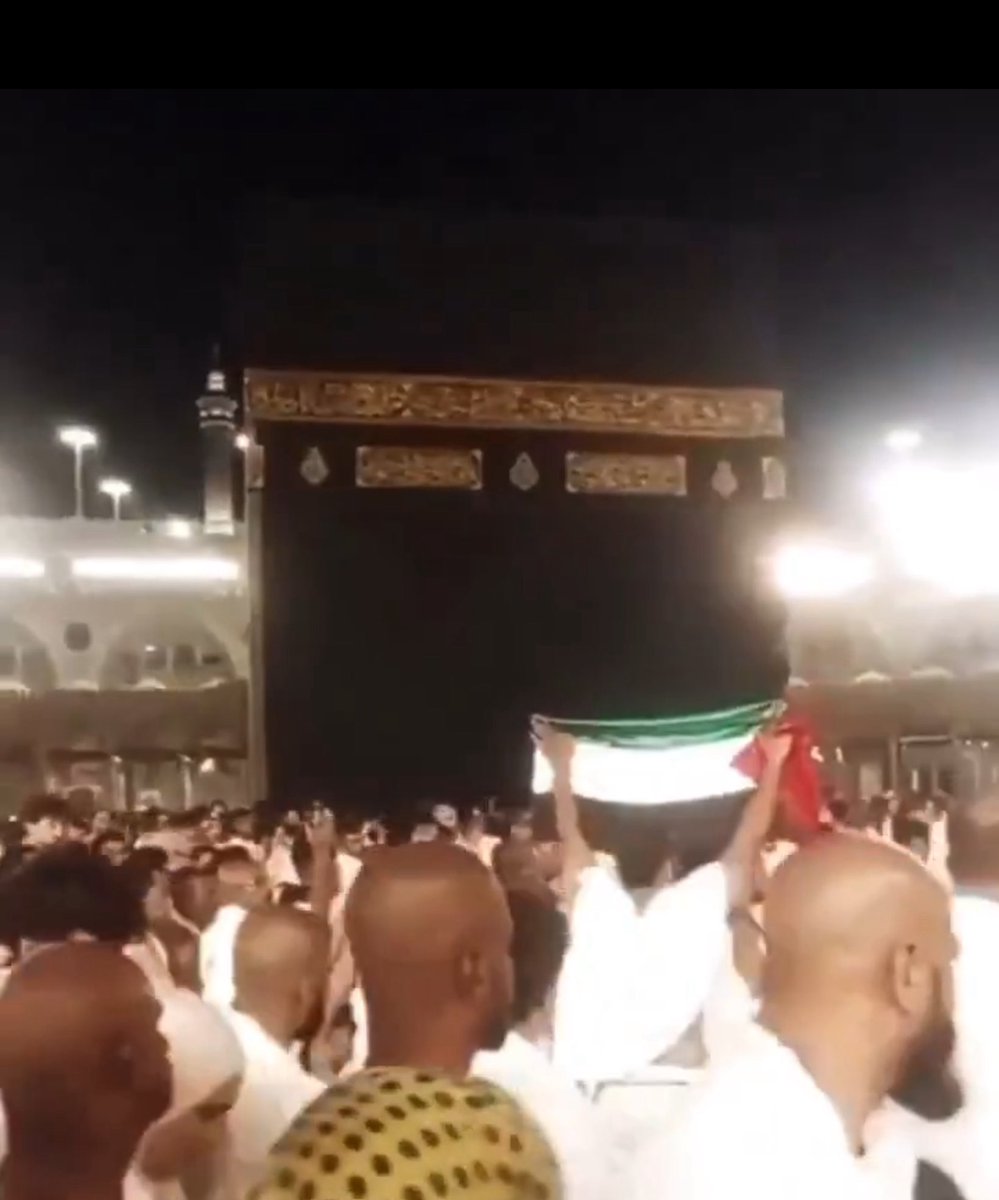 SOBHI_TR's tweet image. الحملة الشعبية السعودية لإغاثة أهالي غزة تقترب من 800 مليون ريال 
هذا هو الفرق بين دعم السعوديين والمصريين لغزة
الأول يدعمها بالأفعال والثاني يدعمها بالصراخ والشوشرة في الأماكن المقدسة