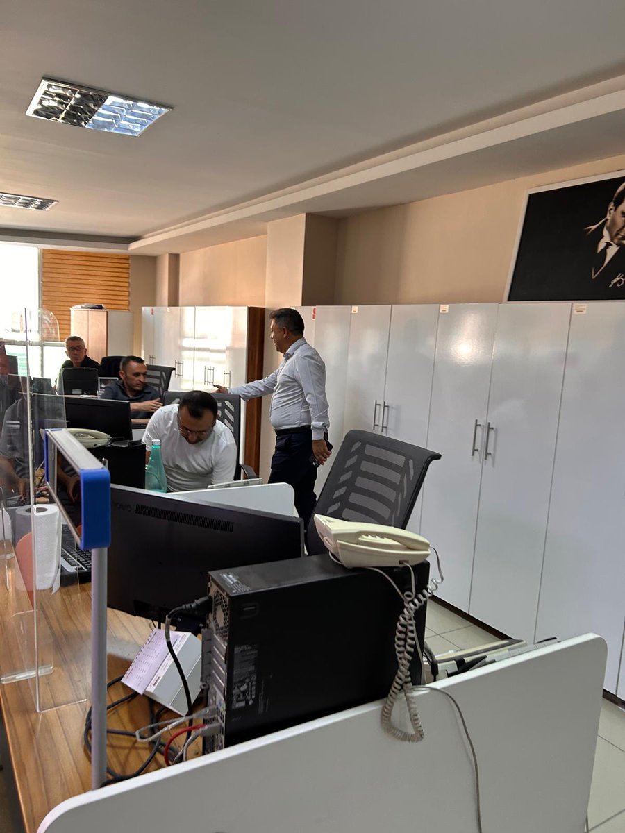 📌 Hafta Sonu Demeden Fedakarca Görev Başında Olan Nüfus Personelimize Teşekkür Ziyareti

📌 Türk Büro-Sen Genel Başkan Yardımcımız Özkan Ulupınar, eski tip sürücü belgelerinin geçerlilik süresinin 31 Temmuz 2025 tarihinde sona erecek olması nedeniyle; Nüfus Müdürlüklerinde artan