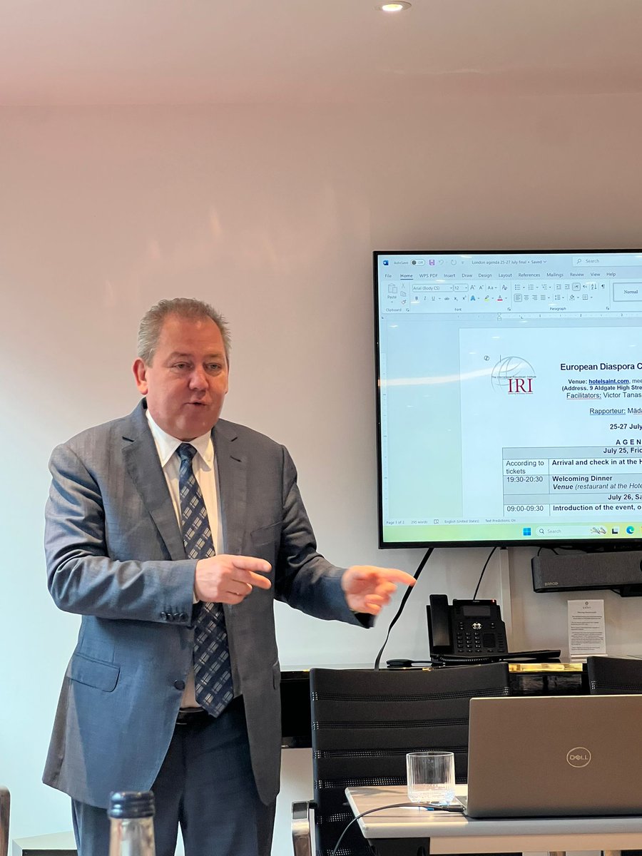 KrzysztofLisek's tweet image. Konferencja dla liderów mołdawskiej diaspory z kilkunastu krajów Europy w Londynie. Mówiłem o polskich doświadczeniach z organizacji wyborów i kampanii wyborczych za granicą. Program zorganizowany przez @IRIglobal