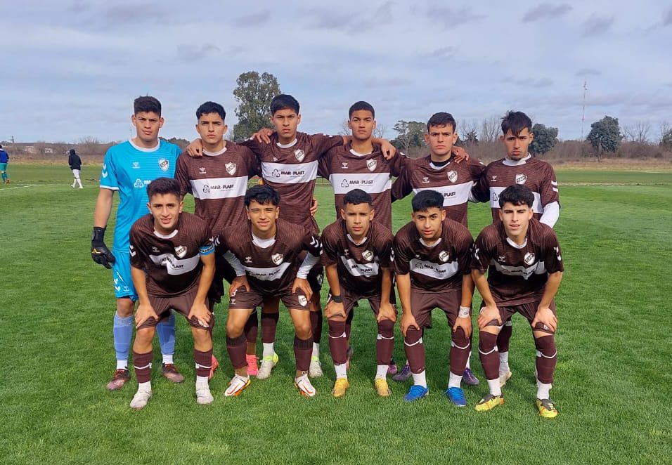 inferiorescap's tweet image. #JuvenilesLPF 🔚 Finales 🆚 Barracas Central

➡️ [V] #Quinta: 2-0 (🦑⚽️ Lautaro Benítez y Alejandro Vera)

➡️ [L] #Octava: 1-0 (🦑⚽️ Máximo González)

#SiemprePlatense🤎