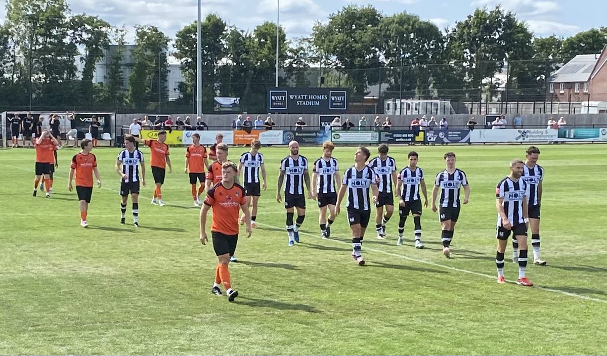 rocks1883's tweet image. First defeat of pre-season today against @WimborneTownFC who deservedly won 4-1. Lots of hard work on show from the Rocks. Thanks to our hosts — good luck for the season!