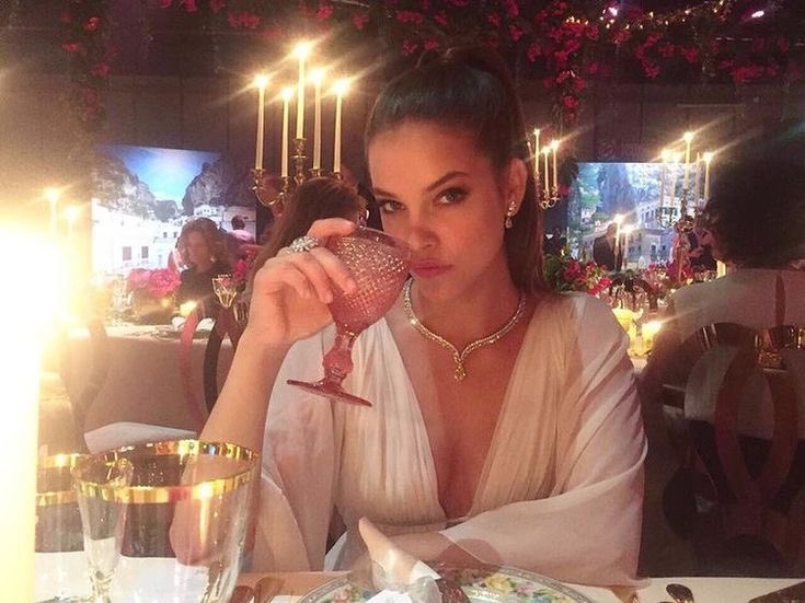 ChrryMartinis's tweet image. Barbara Palvin archives