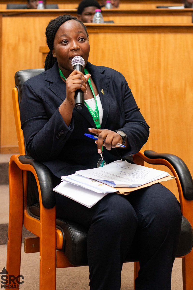 watsuptek's tweet image. Kekeli Woelinam who run last year is seated and answering questions from the panel about the position she seeks to occupy.
Her experience is telling in her responses.
#WatsuptekReport
#ElectionCommandCenter
#KNUSTDecides25