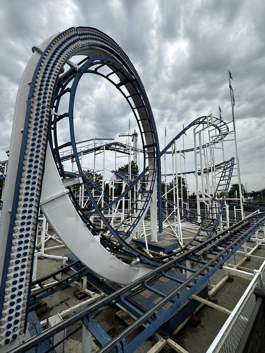 coasterstudios's tweet image. Back in 2014 I rode a janky Pinfari at Playland’s Castaway Cove in Ocean City, NJ. It was shortly thereafter removed to make way for Galeforce. Now, over 10 years later, I’ve been reunited with it at CJ Barrymore’s in Michigan, where it still sucks😂
