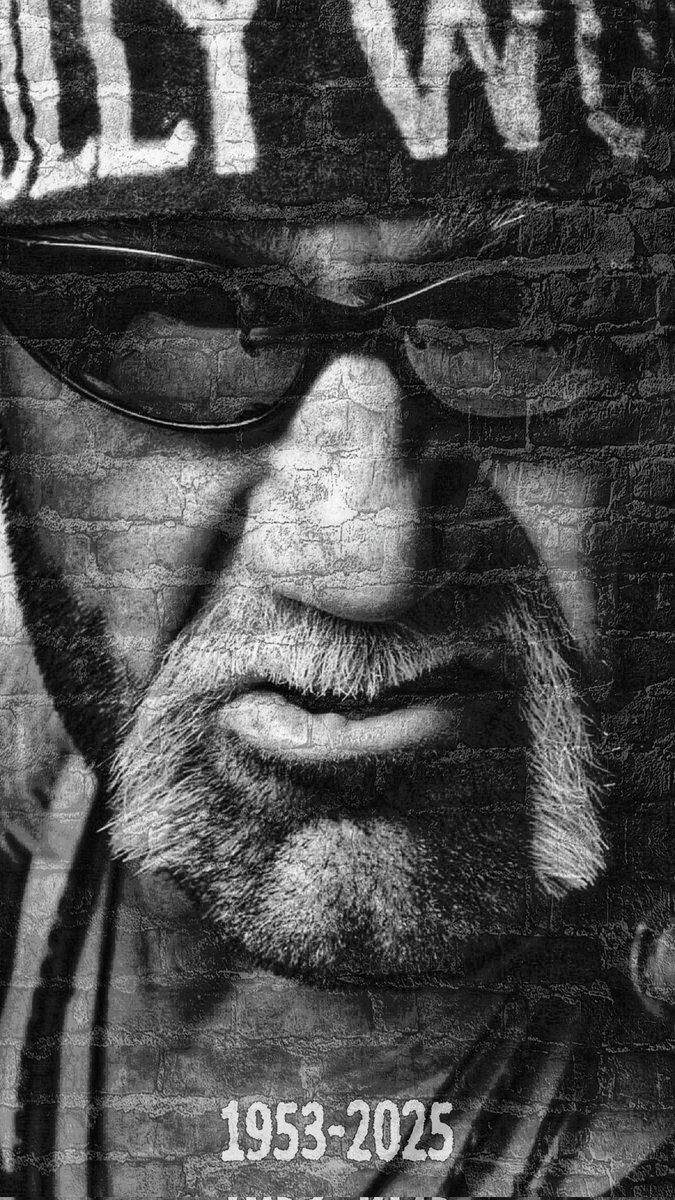 Free to use #hulkhogan 
wallpaper 💥
