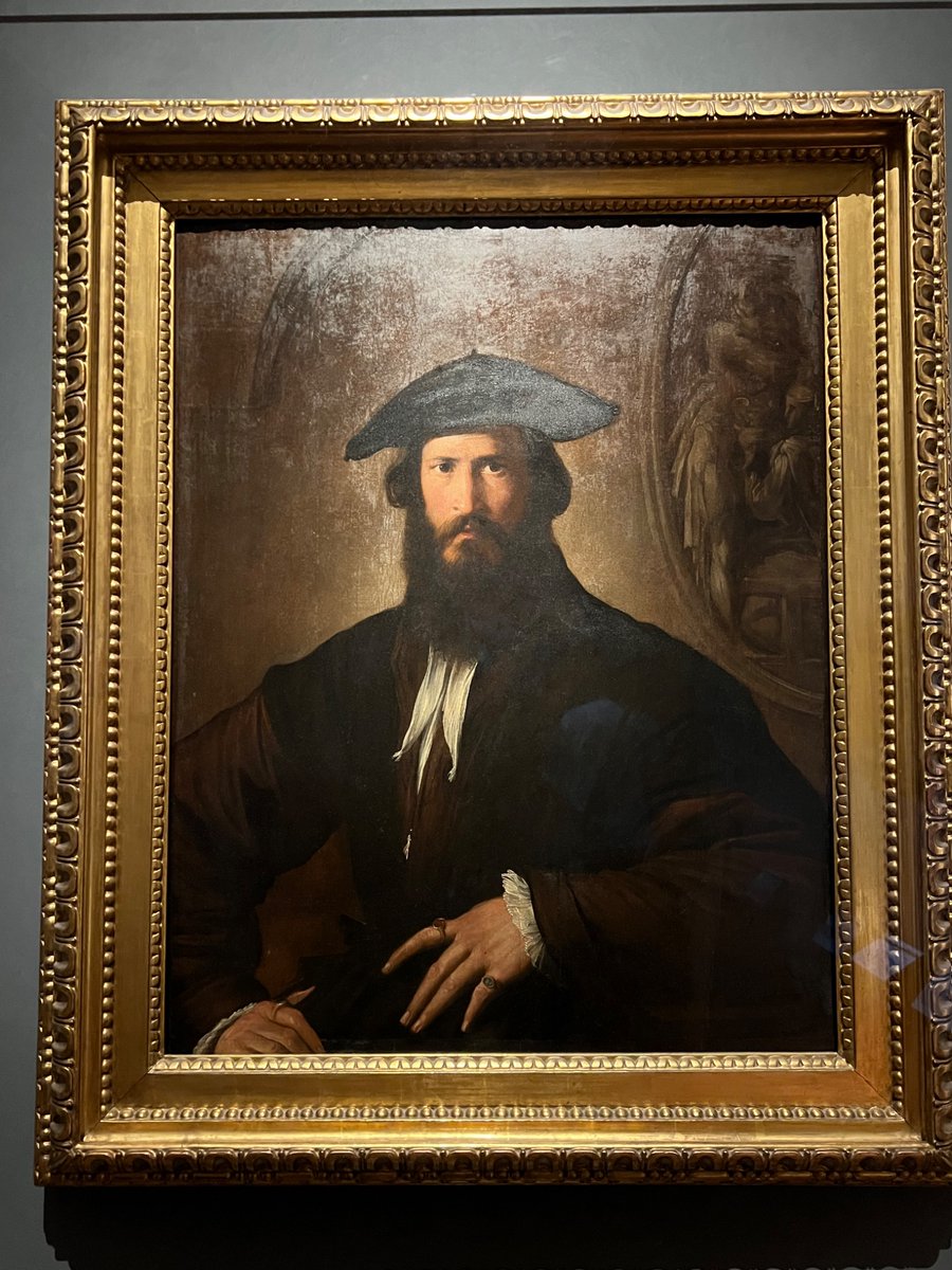 tiny_turtlefish's tweet image. met the infamous keanu reeves painting