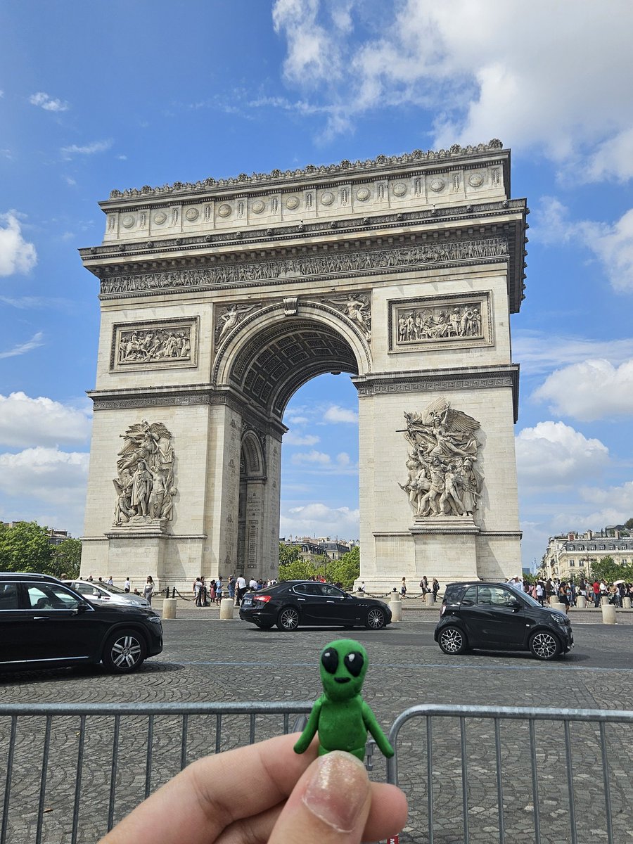 Lilli_Xyloto's tweet image. 👽