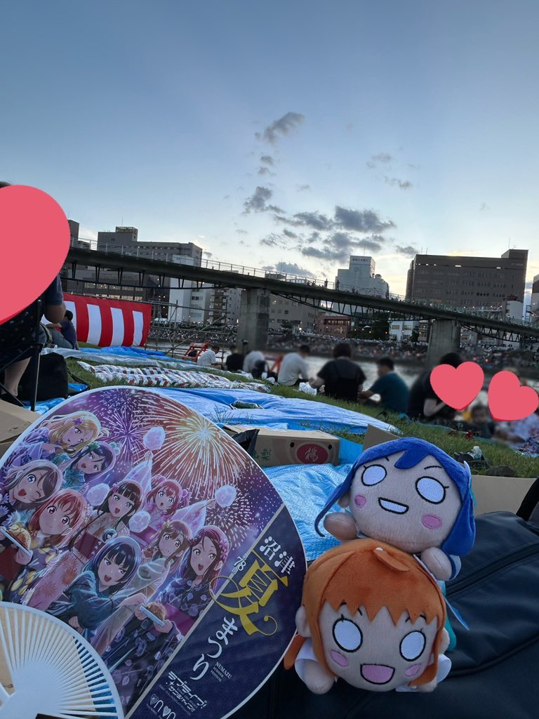 dennn_cos's tweet image. 沼津夏まつり楽しかった〜！！
花火綺麗だった〜🎆