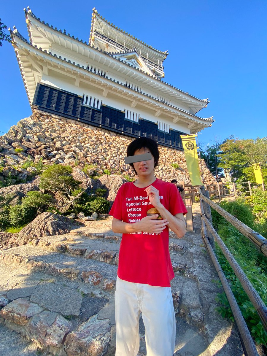 YTmkYesGUwQBQEv's tweet image. 今日は、夕方5時から金華山におでかけにいきました
ロープウェイの中で大きな声を出すので静か🤫にを連発してました
頂上につくと、見える景色をみて、『かわ』
『おふね』『じどうしゃ』と見えるものを言っていました
長良川でも少し水あそびをしました
たのしそうでした
#自閉症
#最重度知的障がい