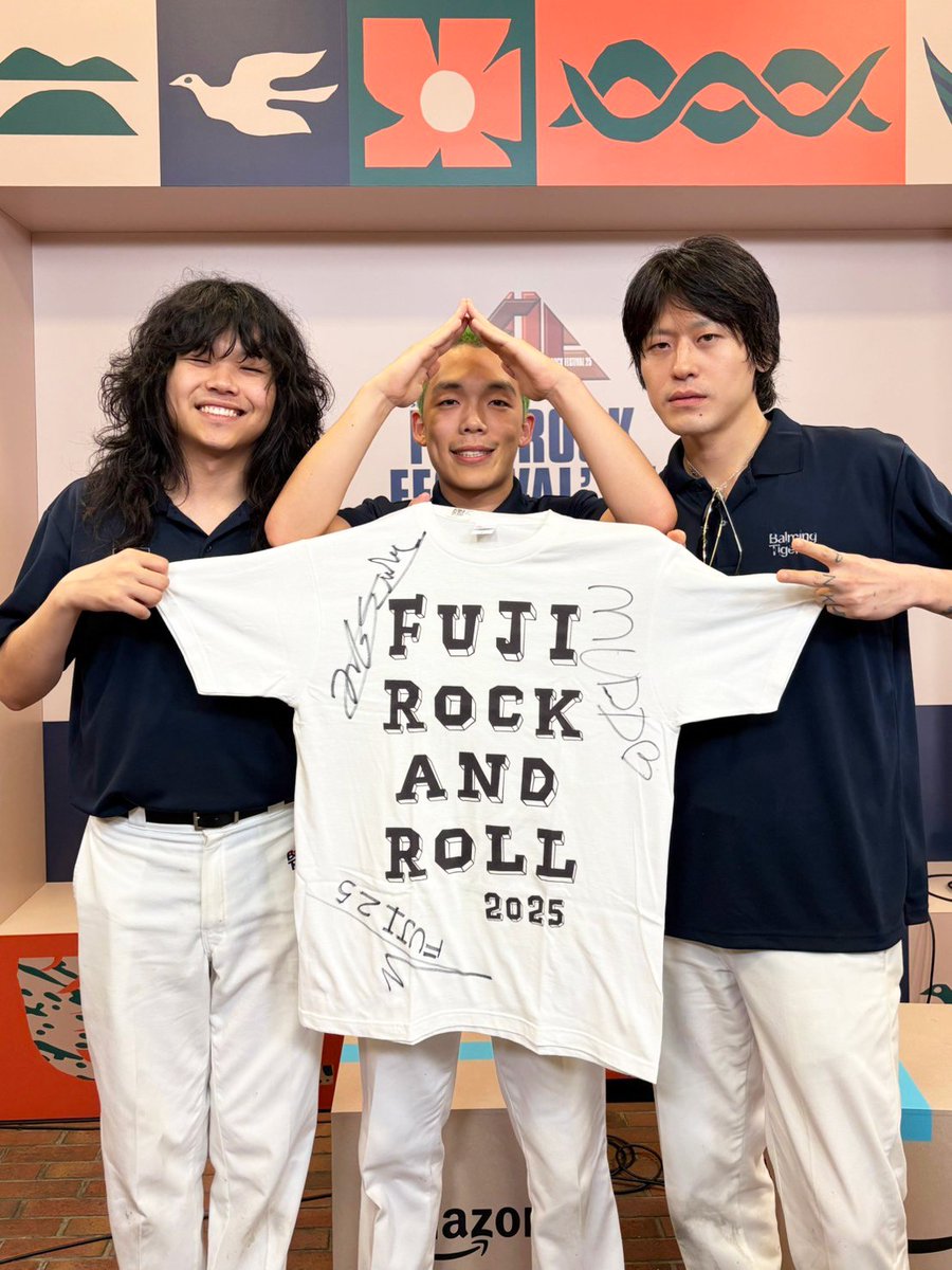 Amazon Music(アマゾンミュージック) (@amazonmusicjp) on Twitter photo \サインをもらいました!/
#balmingtiger の直筆サイン入り #フジロック 公式Amazon限定カラーTシャツは写真をチェック🎁
こちらのTシャツを抽選で1名様にプレゼント👕
応募は👆の投稿から
▼応募期間
~7/31(木)23:59
▼規約
amazon.co.jp/b?node=2107084…
<a href="/fujirock_jp/">FUJI ROCK FESTIVAL</a> <a href="/balmingtiger/">Balming Tiger</a> \サインをもらいました!/
#balmingtiger の直筆サイン入り #フジロック 公式Amazon限定カラーTシャツは写真をチェック🎁
こちらのTシャツを抽選で1名様にプレゼント👕
応募は👆の投稿から
▼応募期間
~7/31(木)23:59
▼規約
amazon.co.jp/b?node=2107084…
<a href="/fujirock_jp/">FUJI ROCK FESTIVAL</a> <a href="/balmingtiger/">Balming Tiger</a>