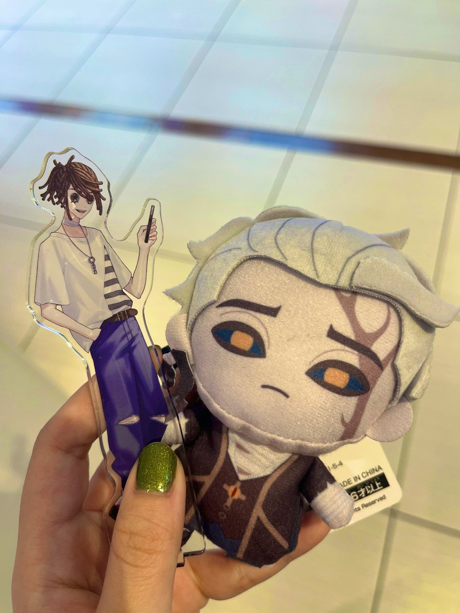 saaaalllttt's tweet image. 先生とれたー！🛸