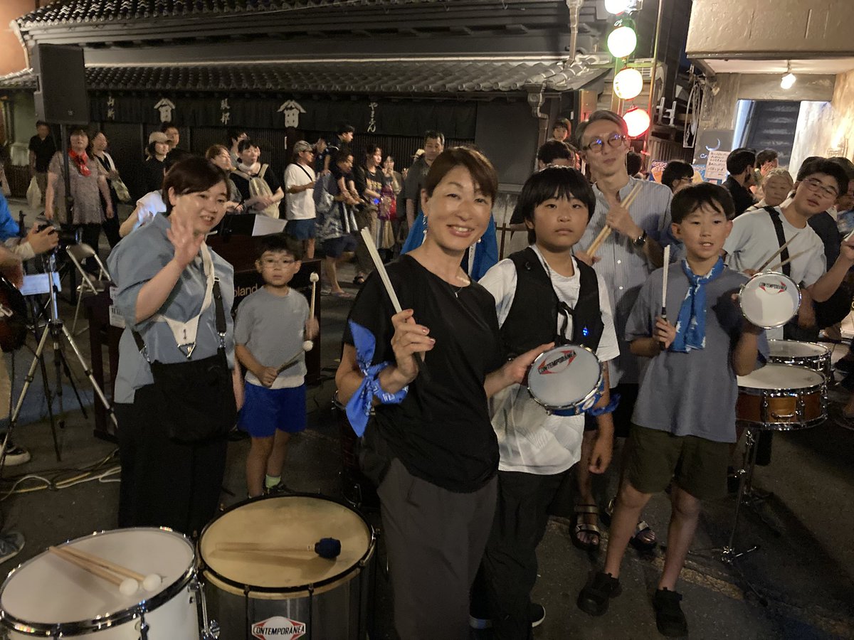 百万灯祭りカワゴエドラムクラブ打楽器隊パフォーマンスでした！

暑い中大盛り上がりに感謝です！

メンバーの皆さんもお疲れ様でした！

#ドラム
#川越
#百万灯夏祭り