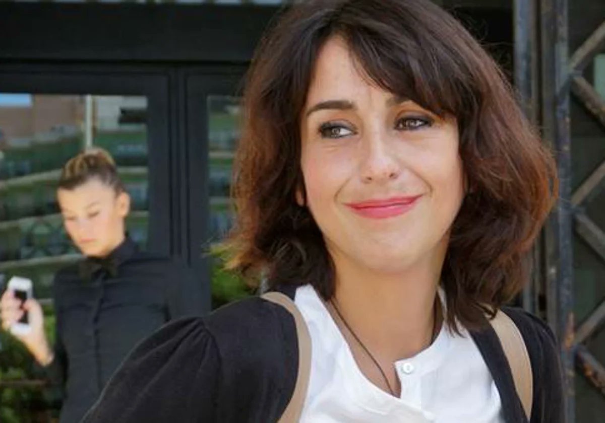 Pornosawa's tweet image. Llevo fantaseando con una relación secreta Juana Rivas y Luis Rubiales, los dos son de Granada, que rompa el periodismo español en dos. El Alien vs. Predator de las relaciones heterosexuales.