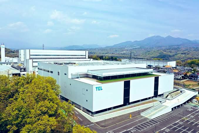 AwasthiAwanishK's tweet image. #UttarPradesh is fast becoming a semiconductor superpower!
Tokyo Electron, a global tech giant, is exploring a Global Capacity Centre in UP tapping into Noida’s booming semiconductor chip ecosystem, talent pool & and UP’s skilled tech workforce.
#TechInUP #MakeInIndia…