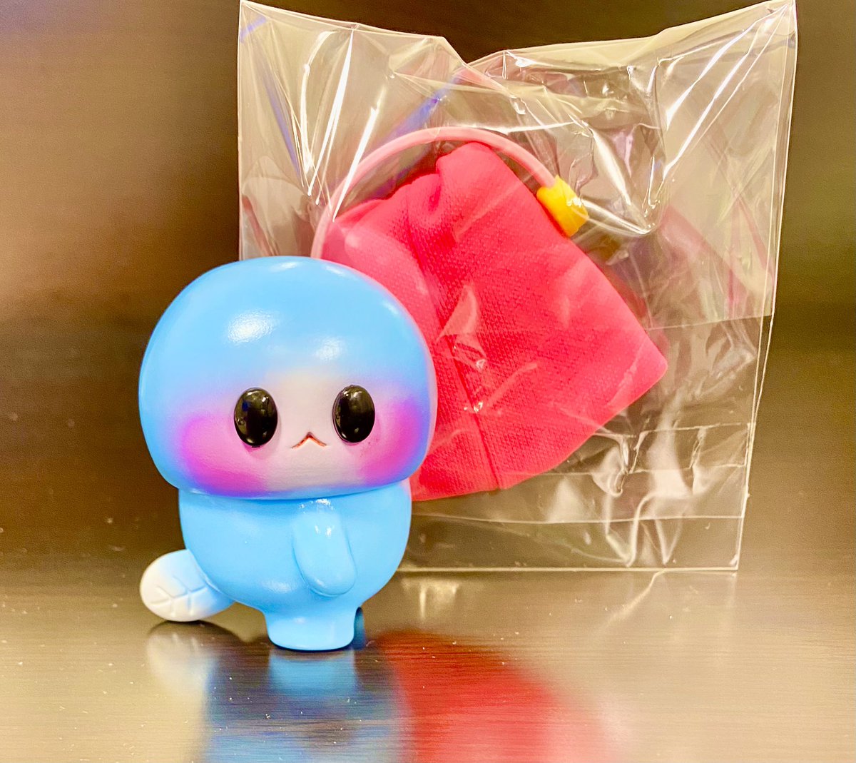 n_takeyama's tweet image. ケローネンの販売が終わりましたら
様子をみながら
ケロペチーノたちも販売いたします。
12時ころ。(早まる可能性もございます。)
オタマノカリス4000円
ケロペチーノ4000円
ケロペチーノ&オタマノカリスガチャ
400円