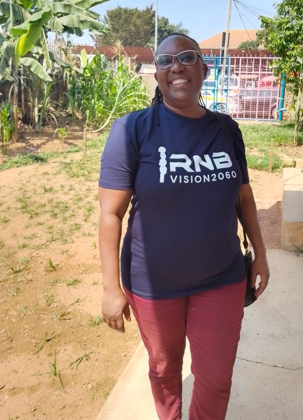 nowaraga's tweet image. So, yesterday, I had the privilege to rant for my #mentalhealth at @IsaacSsemakadde @AsiimweAnthony2 #RadicalNewBar, @ug_lawsociety
I named them one by one as I delivered the keynote address. I earned myself a T-shirt on merit me thinks 😉💪🏿
Not like that criminal who in a…