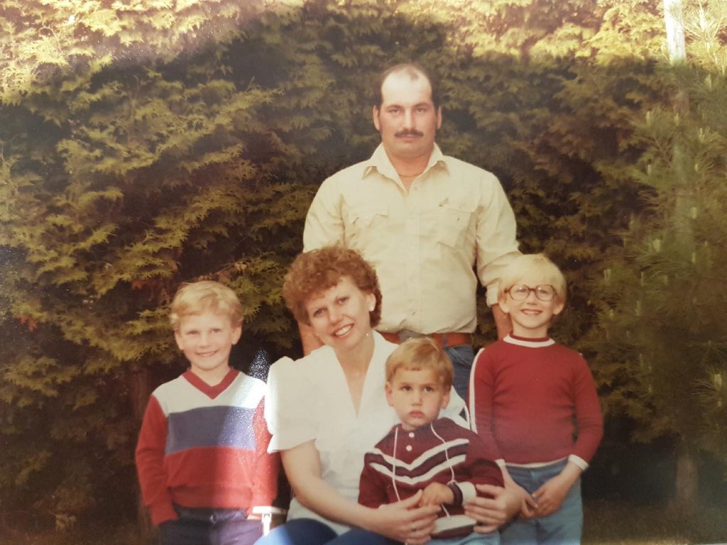 Larry Miller Retired tweet media