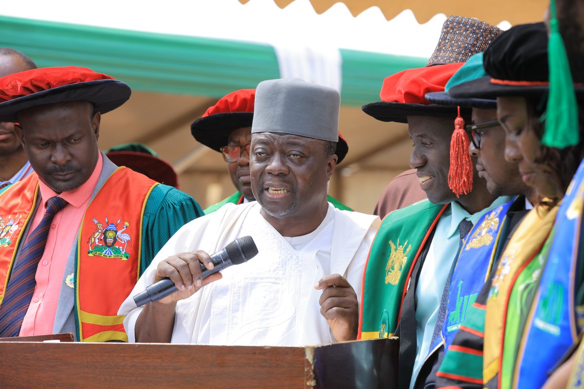 kiuvarsity's tweet image. To the graduating class, I remind you that we now live in a competitive, complex, and rapidly evolving world. It is imperative that you carry forth the hopes and aspirations of your nations and embody the promise of a vibrant future.
I encourage you to pursue excellence…