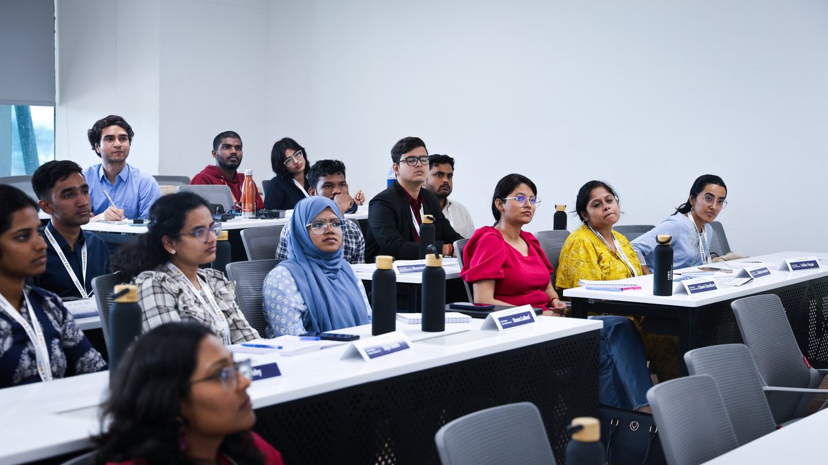 ChanakyaUni's tweet image. A Journey Through the Universe of Energy

Professor Shivakumar delivered a thought-provoking session tracing the history and nature of energy,from the Big Bang and the emergence of matter, to modern cosmological models like inflation theory and quantum fluctuations.

He…