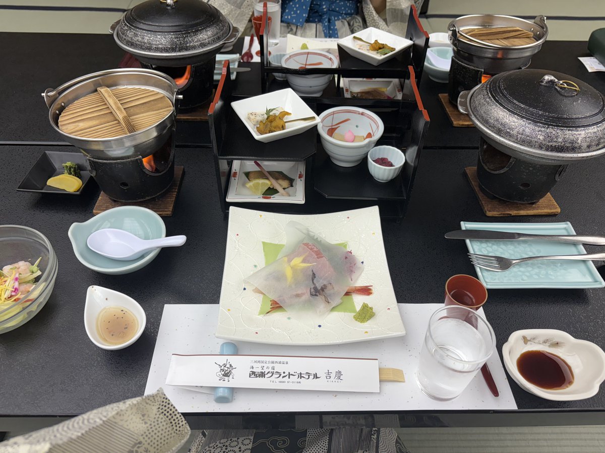kaoru_kuroneko's tweet image. 旅館！！！！！
美味い！！！！！