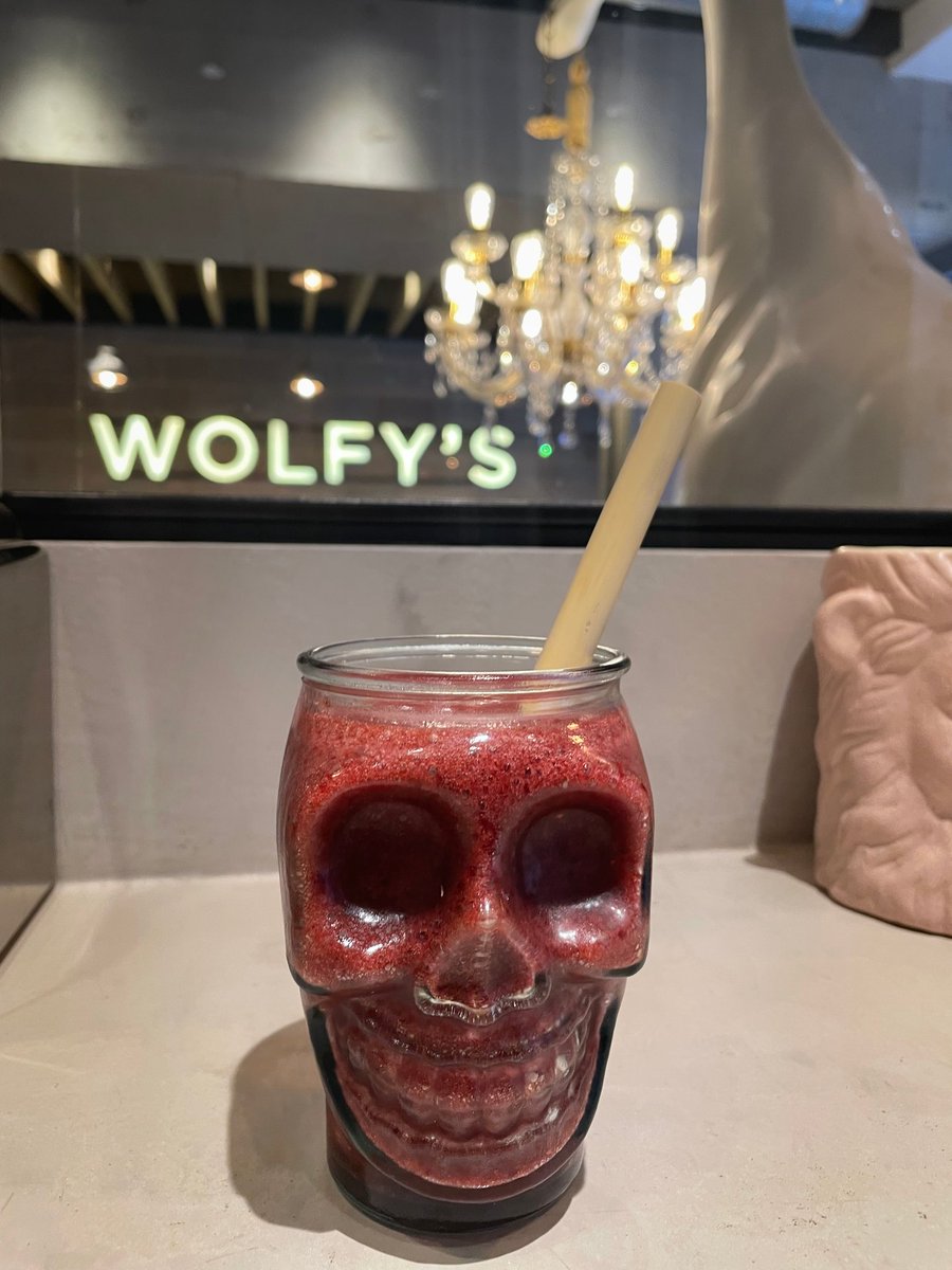 WolfysBar's tweet image. Wake up your taste buds with the vibrant Berry Go Round! Fresh berries blended to perfection for a naturally sweet morning pick-me-up. Perfect fuel for your day ahead! 🍓🤗 wolfysbar.com/menu